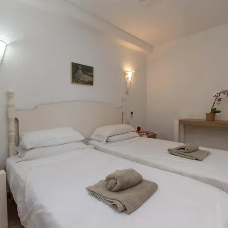 Tenerife Royal Gardens 6 - One Bed شقة *
